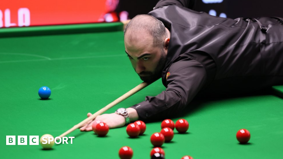 Read more about the article 2026 World Snooker Championship: Hossein Vafaei first qualifier to win at Crucible this year