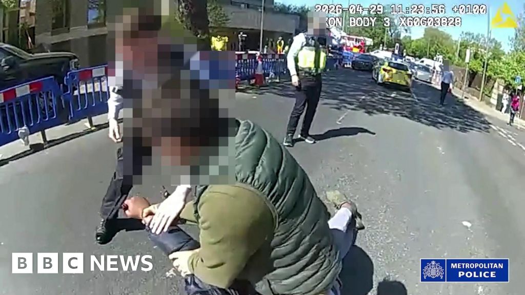 Read more about the article Police body cam shows moment Golders Green suspect Tasered