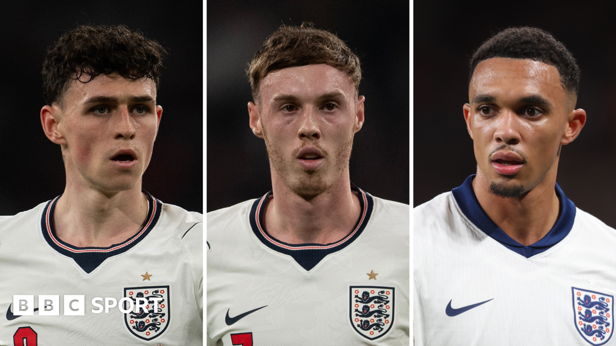 Read more about the article England World Cup squad: Phil Foden, Cole Palmer and Trent Alexander-Arnold left out