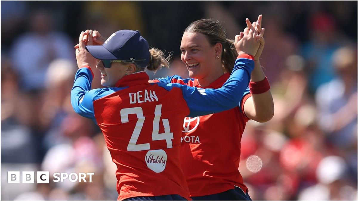 Read more about the article England vs New Zealand LIVE: Third women’s T20, Hove – cricket score, radio & highlights