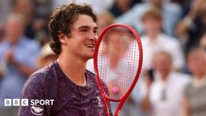 Read more about the article French Open 2026 results: Novak Djokovic beaten by Joao Fonseca in third-round thriller