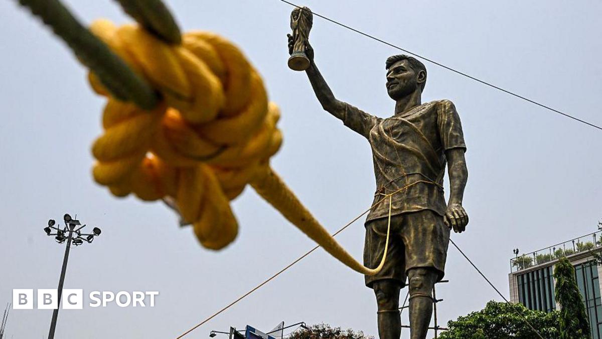 Read more about the article Lionel Messi’s 70ft statue in India to be moved after ‘swaying in wind’