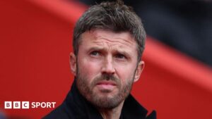 Read more about the article Michael Carrick’s Manchester United future will be decided soon amid contract talks