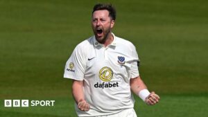 Read more about the article Ollie Robinson: England bowler in contact with Brendon McCullum and Rob Key as he eyes Test recall