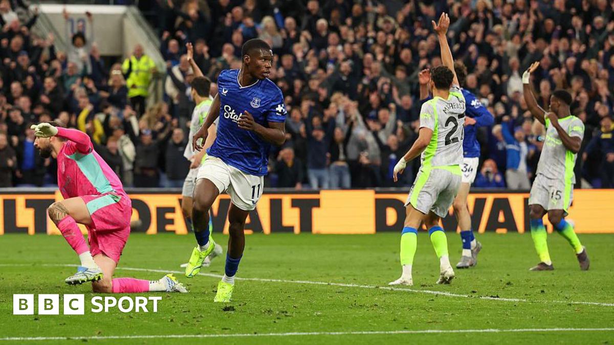 Read more about the article Thierno Barry and the offside law: How was goal allowed to stand after Marc Guehi error?