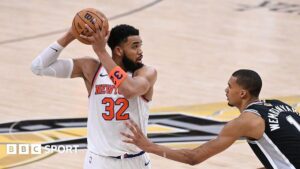 Read more about the article New York Knicks take NBA Finals lead with gritty win at San Antonio Spurs